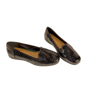 Women Comfortview Slip On Loafer Shoes Classic Casual Patent Leather Sz 9 WW